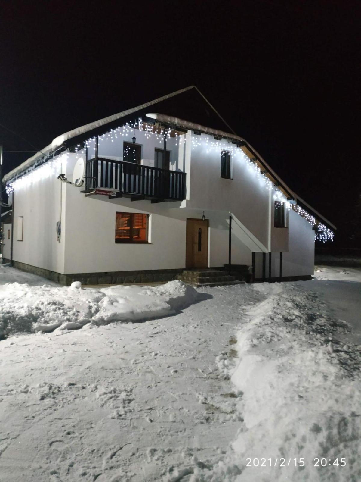 Penzion U Anastasii I Sofii Bilya Richki Mykulyčyn Pokoj fotografie